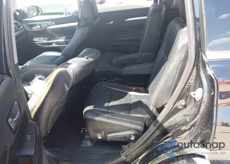 2019 Toyota Highlander Xle from USA, damaged, VIN 5TDKZRFH2KS358328